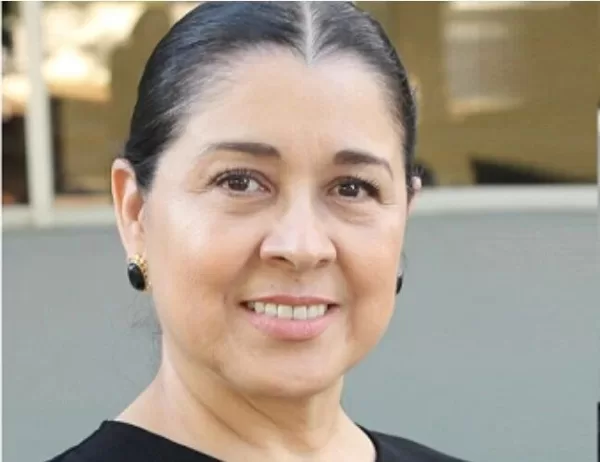 Dra. María Lucía Barrón Estrada
